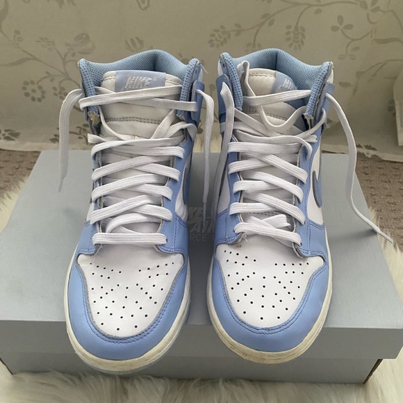 Women’s Nike Dunks High (Light Blue/ Aluminum) - Picture 2 of 8